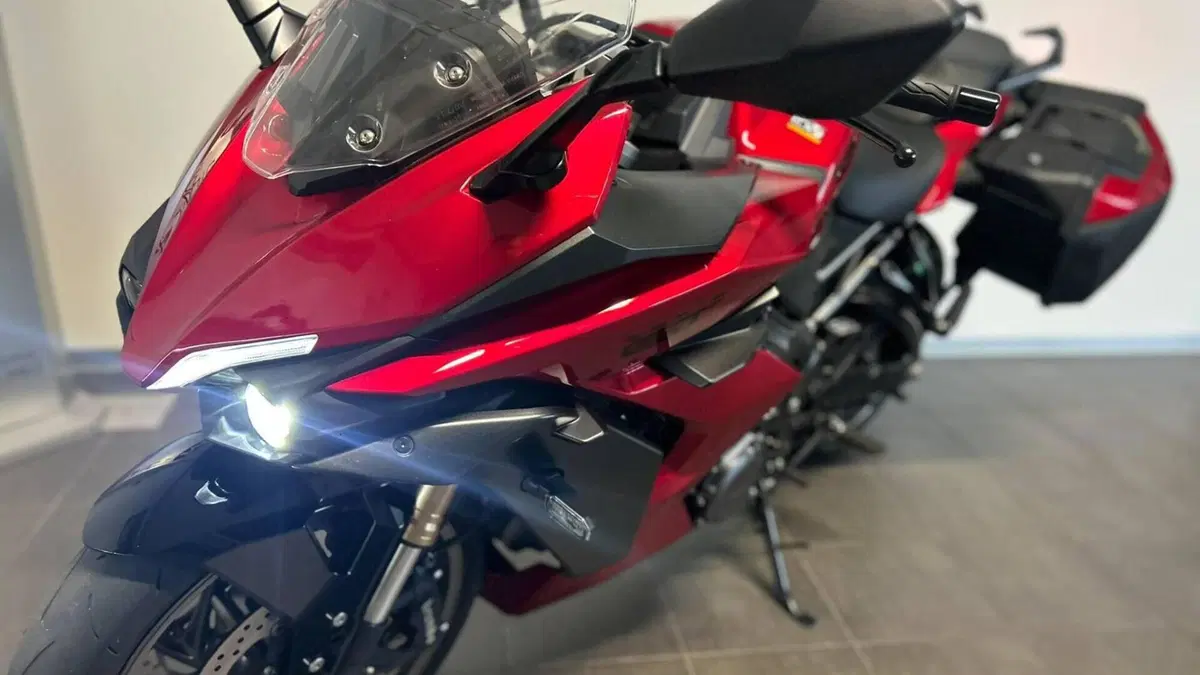 Suzuki GSX-S1000GT (2022 - 24)  (6)