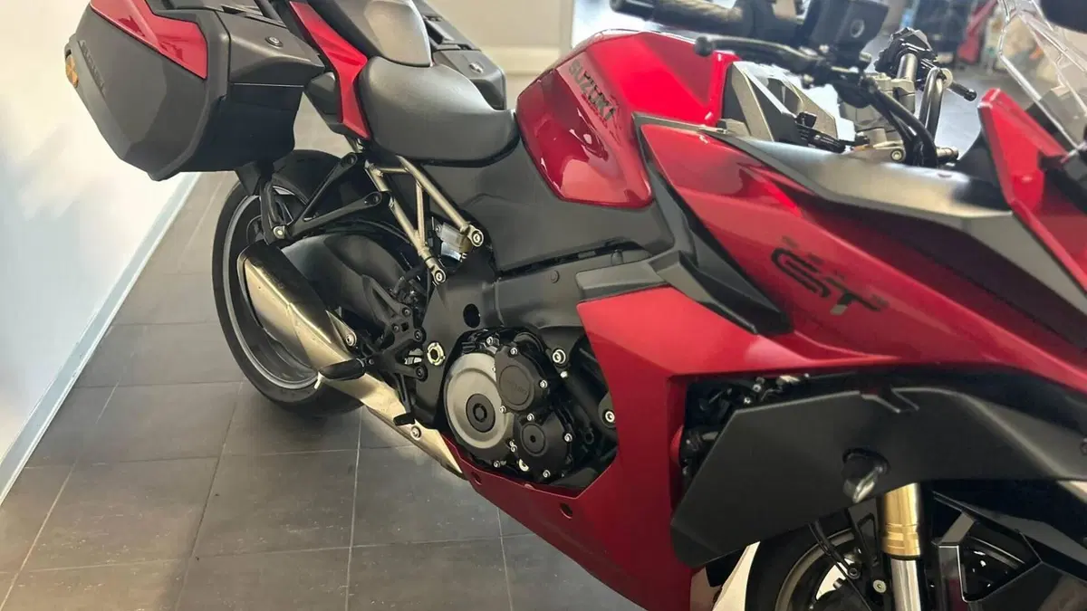 Suzuki GSX-S1000GT (2022 - 24)  (8)