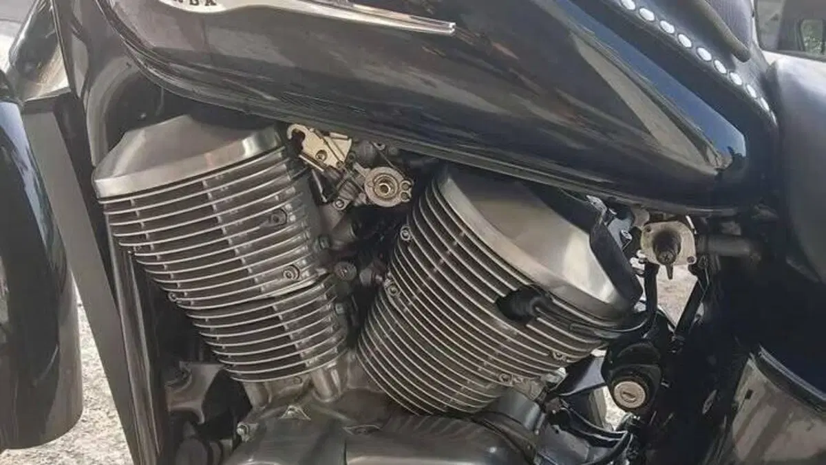 Honda VT 750 C2 Shadow (1998 - 03)  (6)