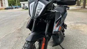 KTM 890 Adventure L (2021 - 22)  (4)
