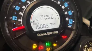 Royal Enfield Shotgun 650 (2024 - 26)  (5)