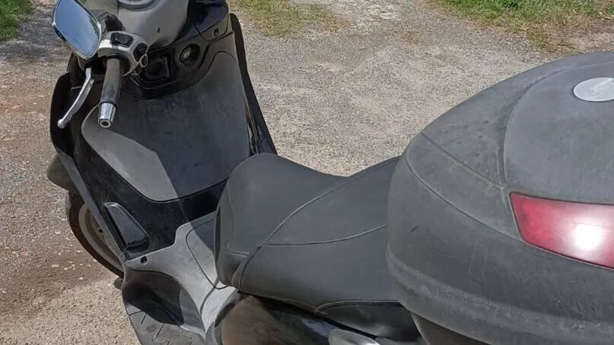 Piaggio Beverly 250 (2004 - 05) 