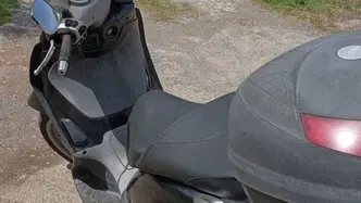 Piaggio Beverly 250 (2004 - 05)