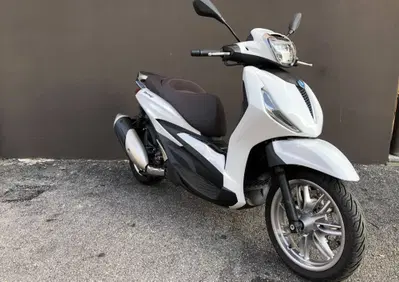 Piaggio Beverly 300 S ABS-ASR (2021 - 25) - Annuncio 10117546