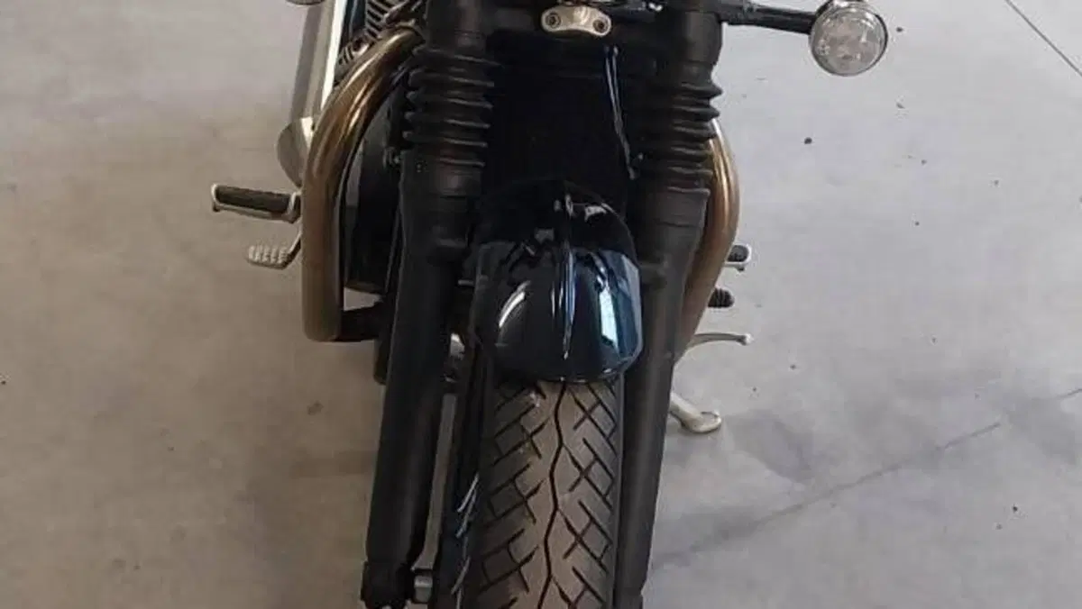 Triumph Bonneville Bobber 1200 (2017 - 20)  (3)