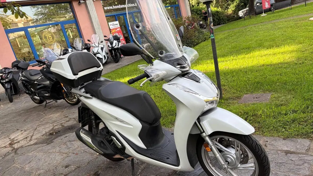 Honda SH 125i (2020 - 23)  (4)