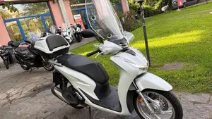 Honda SH 125i (2020 - 23)  (4)