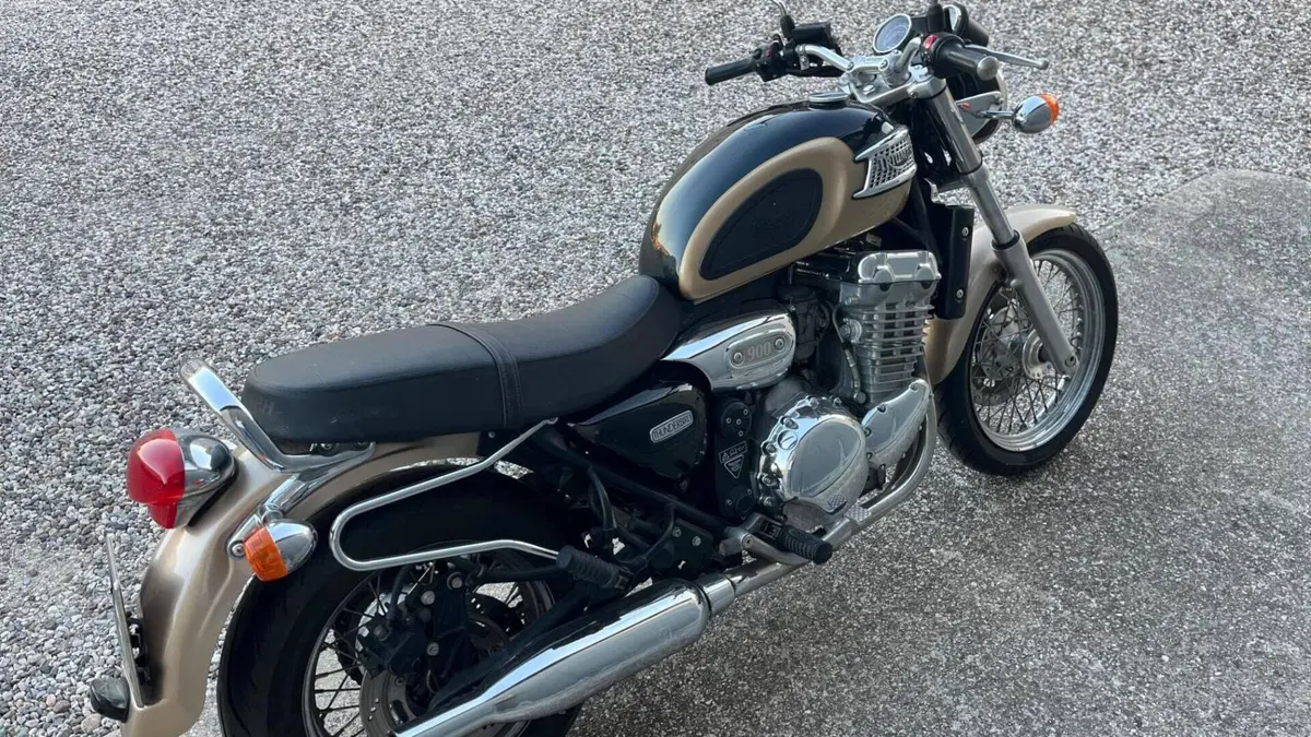 Triumph Thunderbird 900 (1995 - 01)  (4)