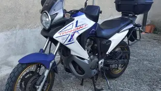 Honda Transalp XL 700 V ABS (2007 - 2013) usata