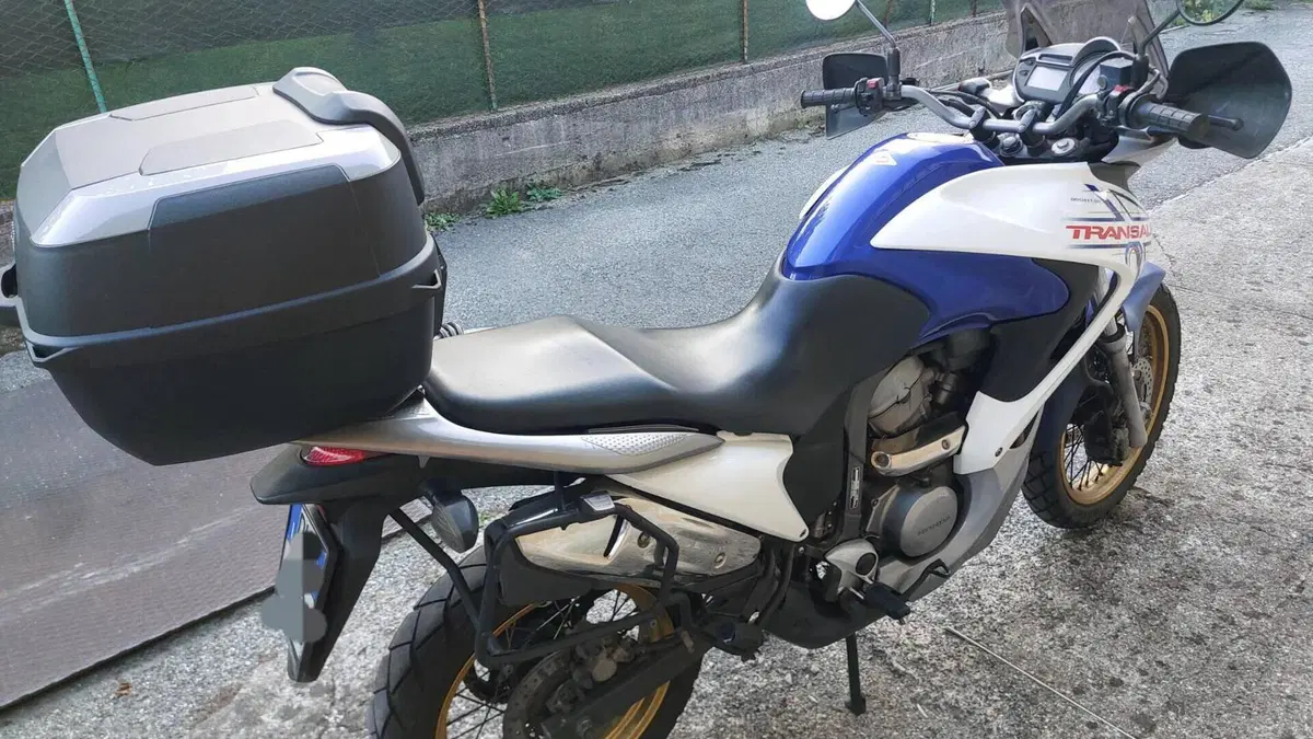 Honda Transalp XL 700 V ABS (2007 - 2013)  (5)