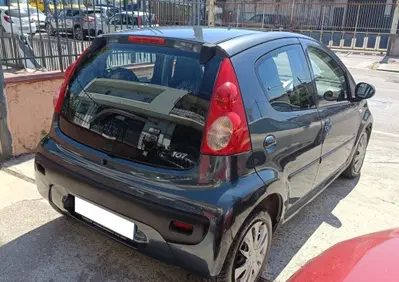 Peugeot 107 68CV 5p. Plaisir (3)