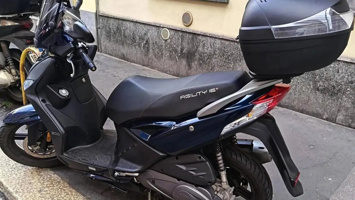 Kymco Agility 200i R16 + (2021 - 25)  (2)