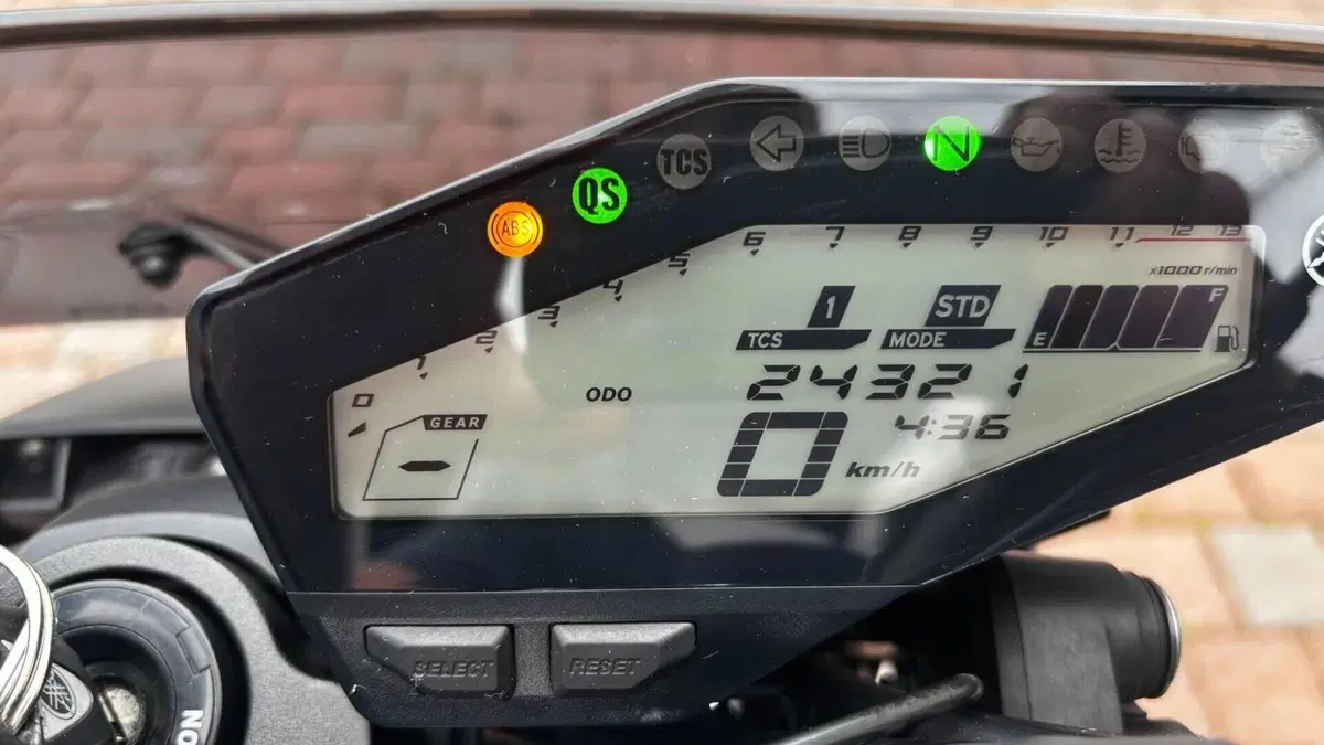 Yamaha MT-09 (2017 - 20)  (7)