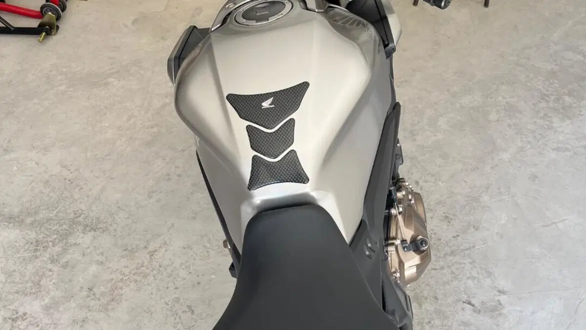 Honda CB 650 R (2019 - 20)  (6)