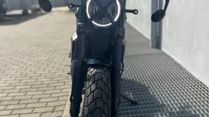 Ducati Scrambler 800 Nightshift (2023 - 24)  (3)
