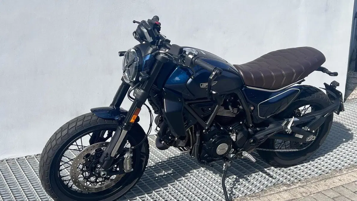 Ducati Scrambler 800 Nightshift (2023 - 24)  (5)