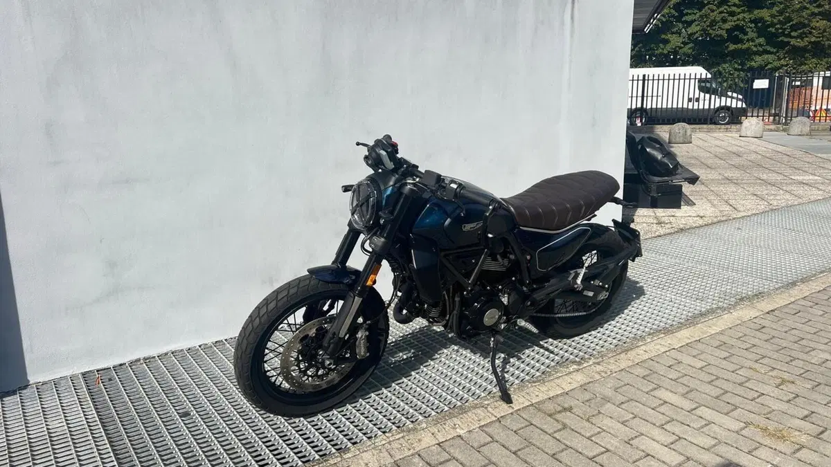 Ducati Scrambler 800 Nightshift (2023 - 24)  (10)