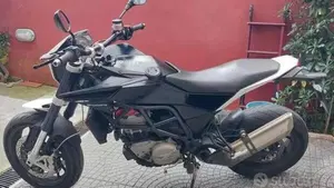 Husqvarna Nuda 900 R (2011 - 13)  (2)