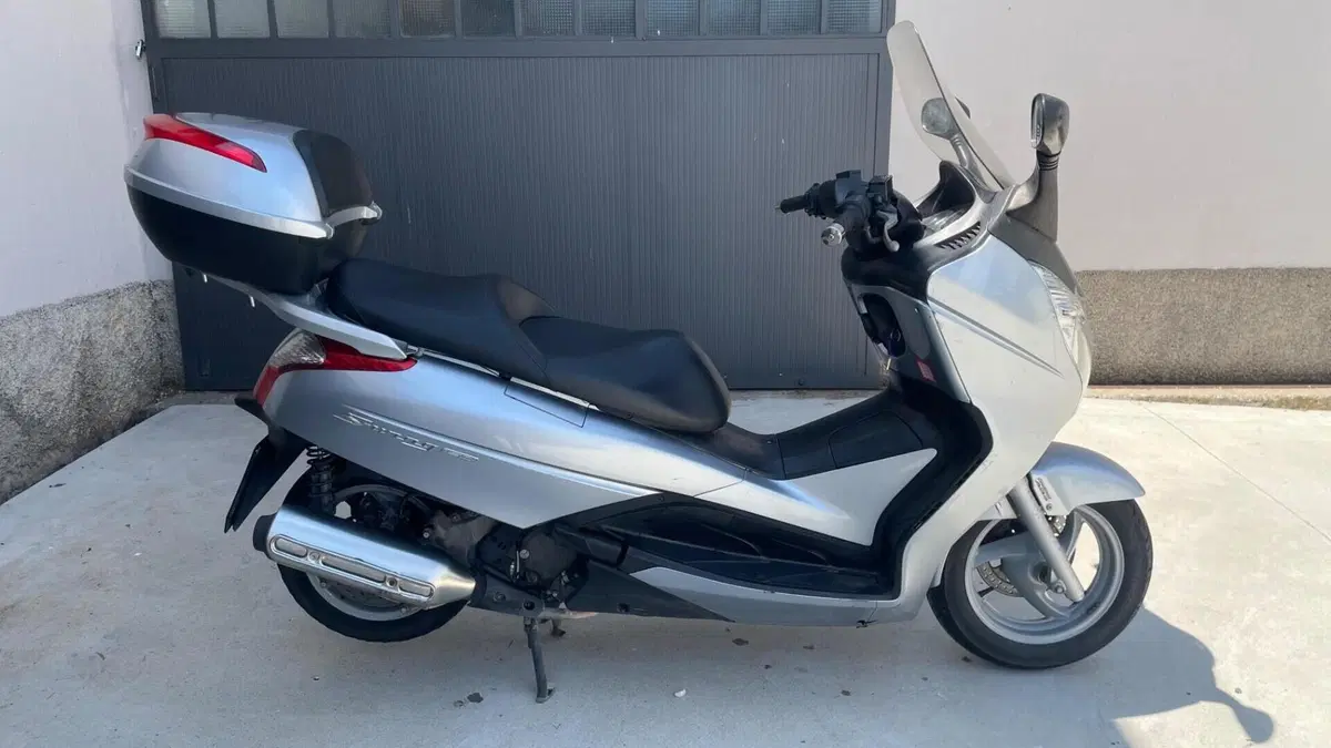 Honda S-Wing 150  (2)