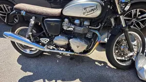 Triumph Thruxton 900 (2004 - 15) 