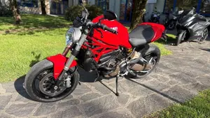 Ducati Monster 821 ABS (2014 - 17)  (2)