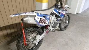 Yamaha YZ 250 F (2009)  (3)