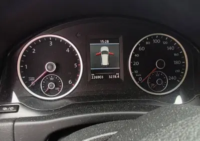 Volkswagen Tiguan 2.0 TDI 140 CV 4MOTION Track & Style (10)