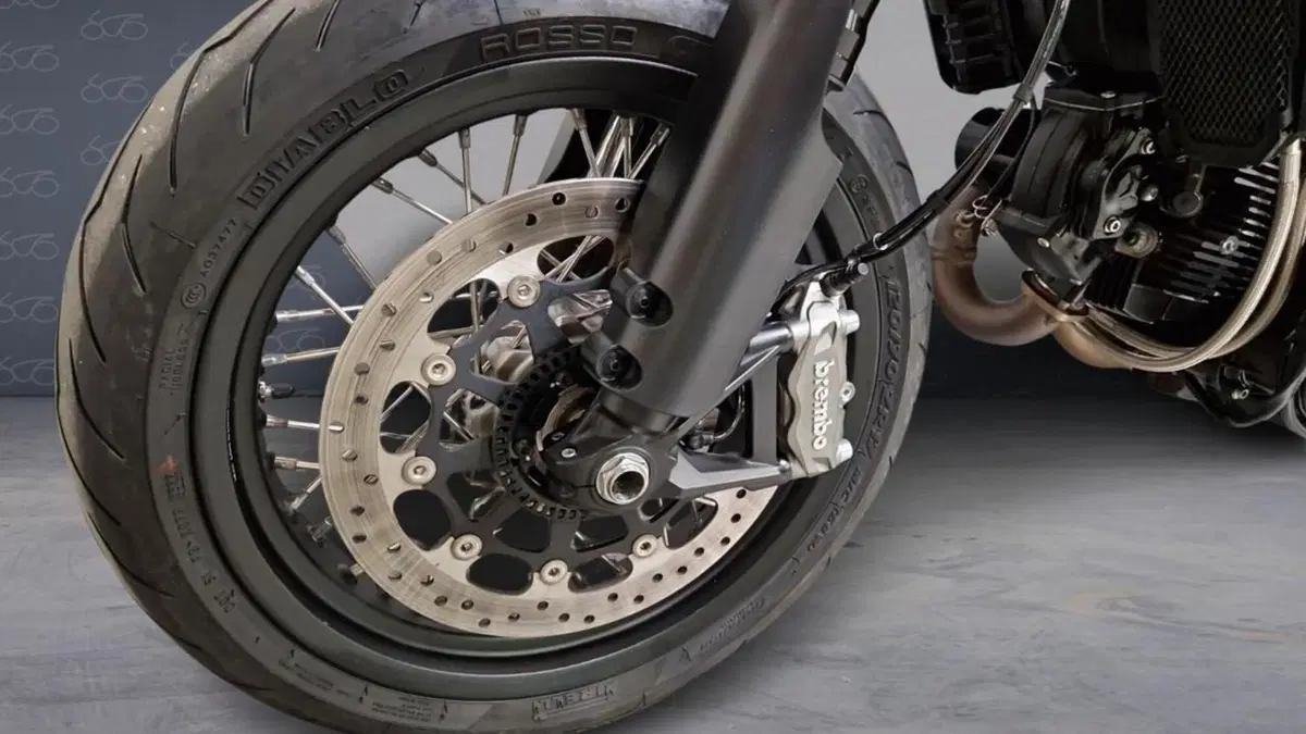 Ducati Scrambler 800 Urban Motard (2022)  (6)