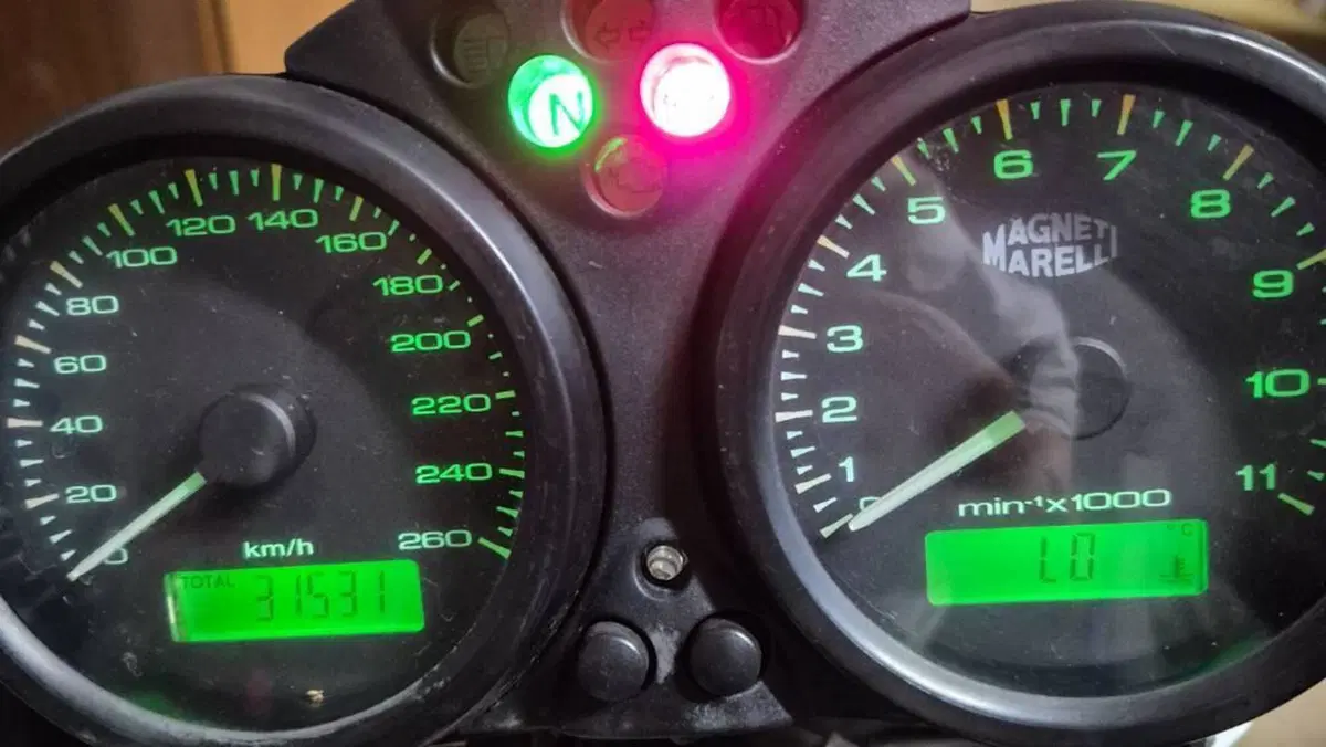 Ducati Monster 620 I.E. Dark (2002)  (4)