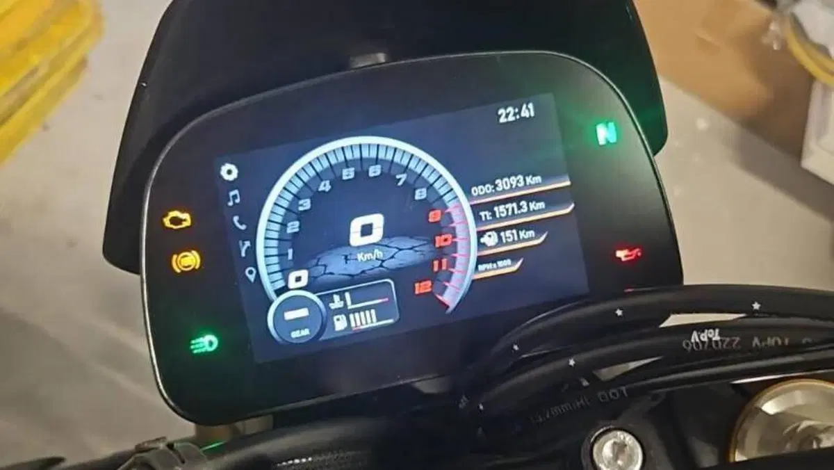 Moto Morini SEIEMMEZZO SCR (2022 - 26)  (10)