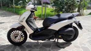 Piaggio Beverly 300 i.e. (2010 - 16) 