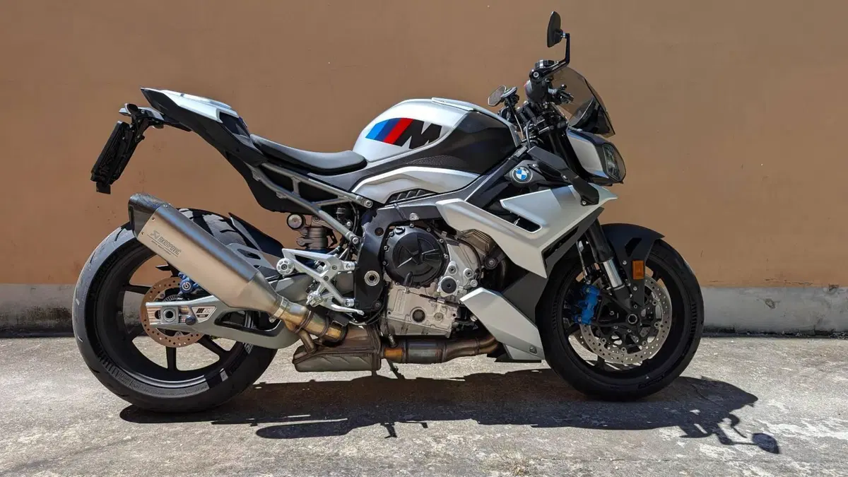 Bmw M 1000 R (2025 - 27) 