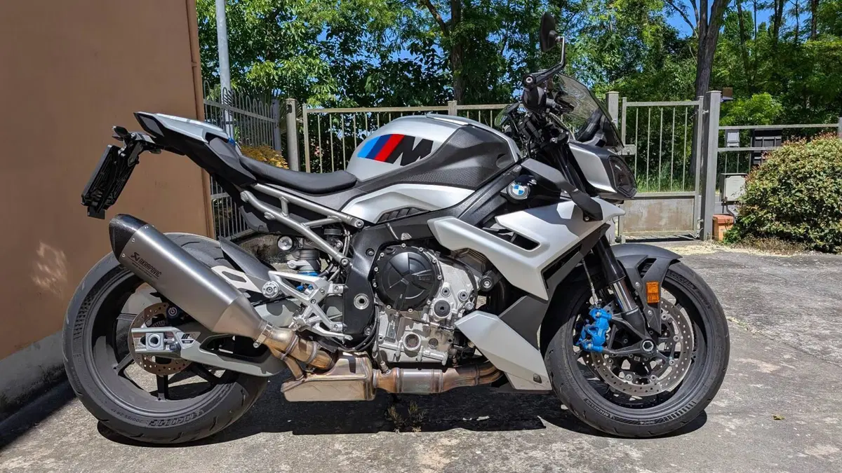Bmw M 1000 R (2025 - 27)  (3)