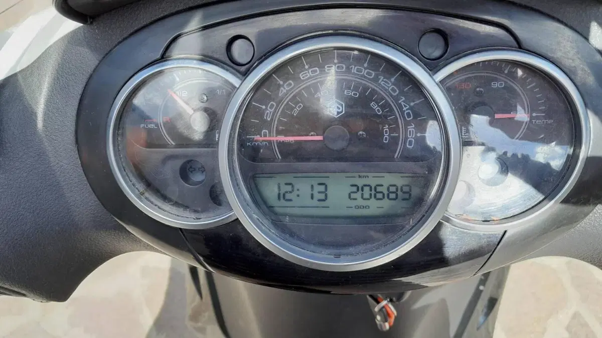 Piaggio Beverly 300 i.e. (2010 - 16)  (4)