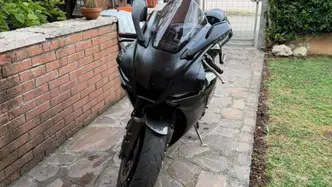 Yamaha YZF R1 (2020 - 25) usata