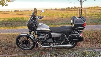 Moto Guzzi V9 Roamer (2021 - 24)