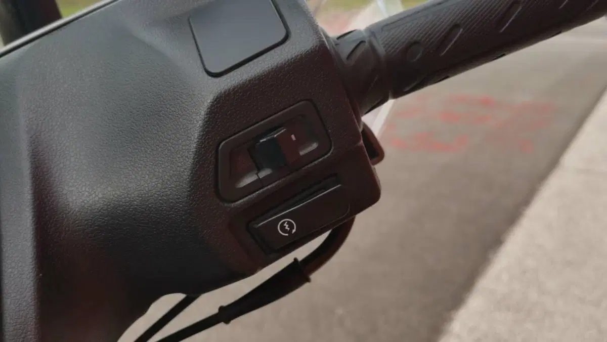 Kymco Agility 300i ABS (2019 - 20)  (3)