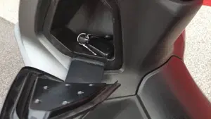 Kymco Agility 300i ABS (2019 - 20)  (8)