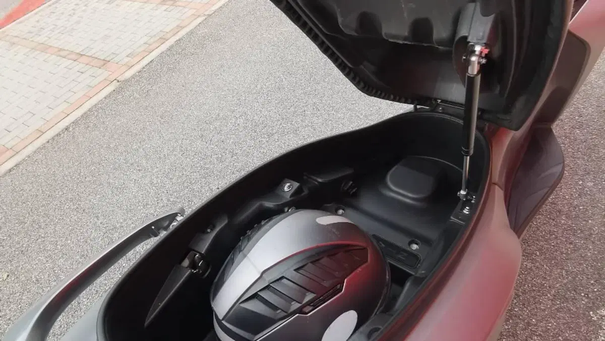 Kymco Agility 300i ABS (2019 - 20)  (10)