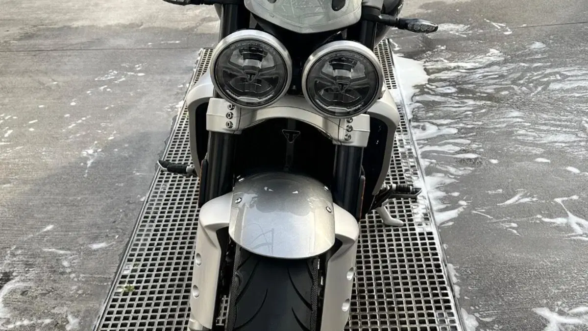Triumph Rocket 3 GT (2021 - 24)  (3)