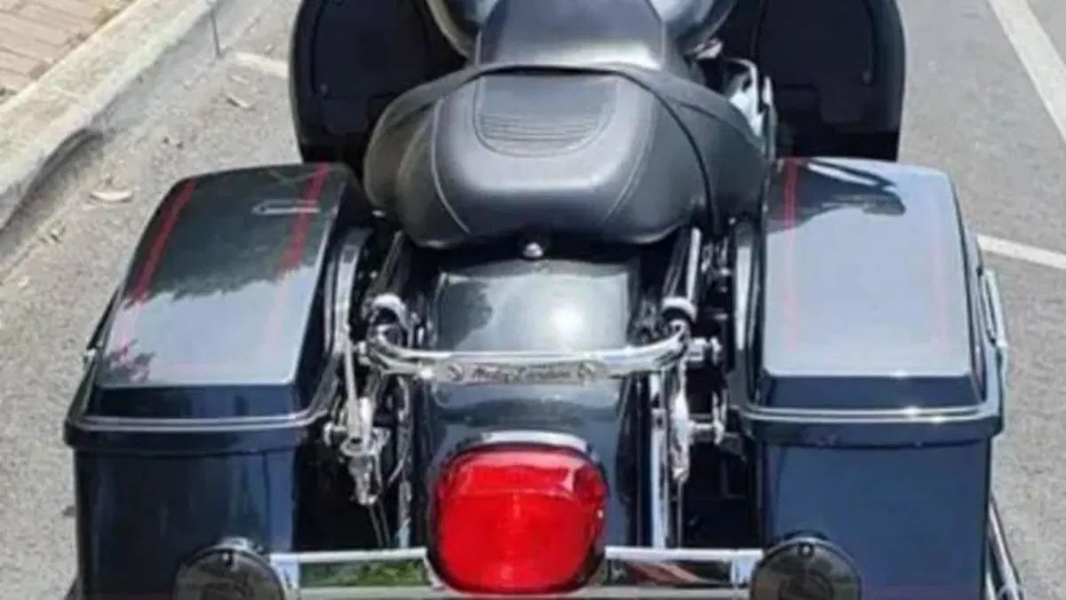 Harley-Davidson 1584 Electra Glide Ultra Classic (2008 - 13) - FLHTCU  (20)