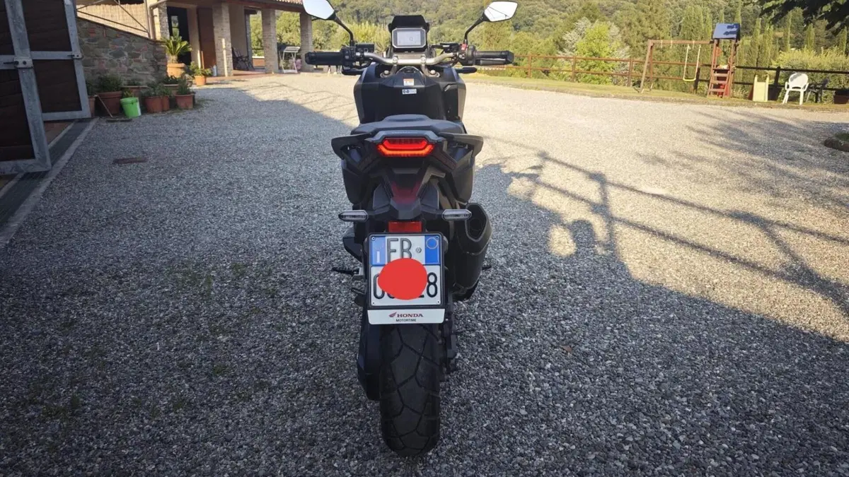 Honda X-ADV 750 DCT (2021 - 24)  (4)