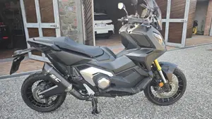 Honda X-ADV 750 DCT (2021 - 24)  (5)