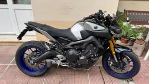 Yamaha MT-09 SP (2018 - 20)  (2)