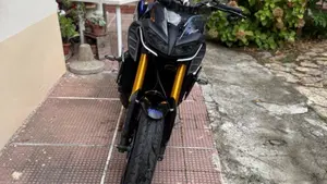 Yamaha MT-09 SP (2018 - 20)  (3)