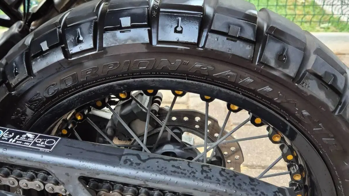 Honda Africa Twin CRF 1100L Adventure Sports (2020 - 21)  (4)