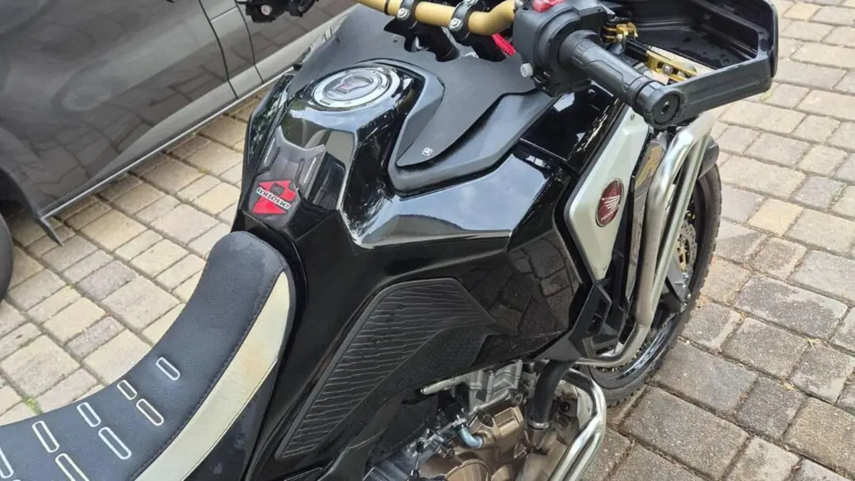 Honda Africa Twin CRF 1100L Adventure Sports (2020 - 21)  (5)