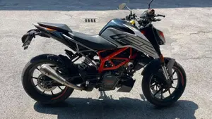 KTM 125 Duke (2021 - 23)  (3)