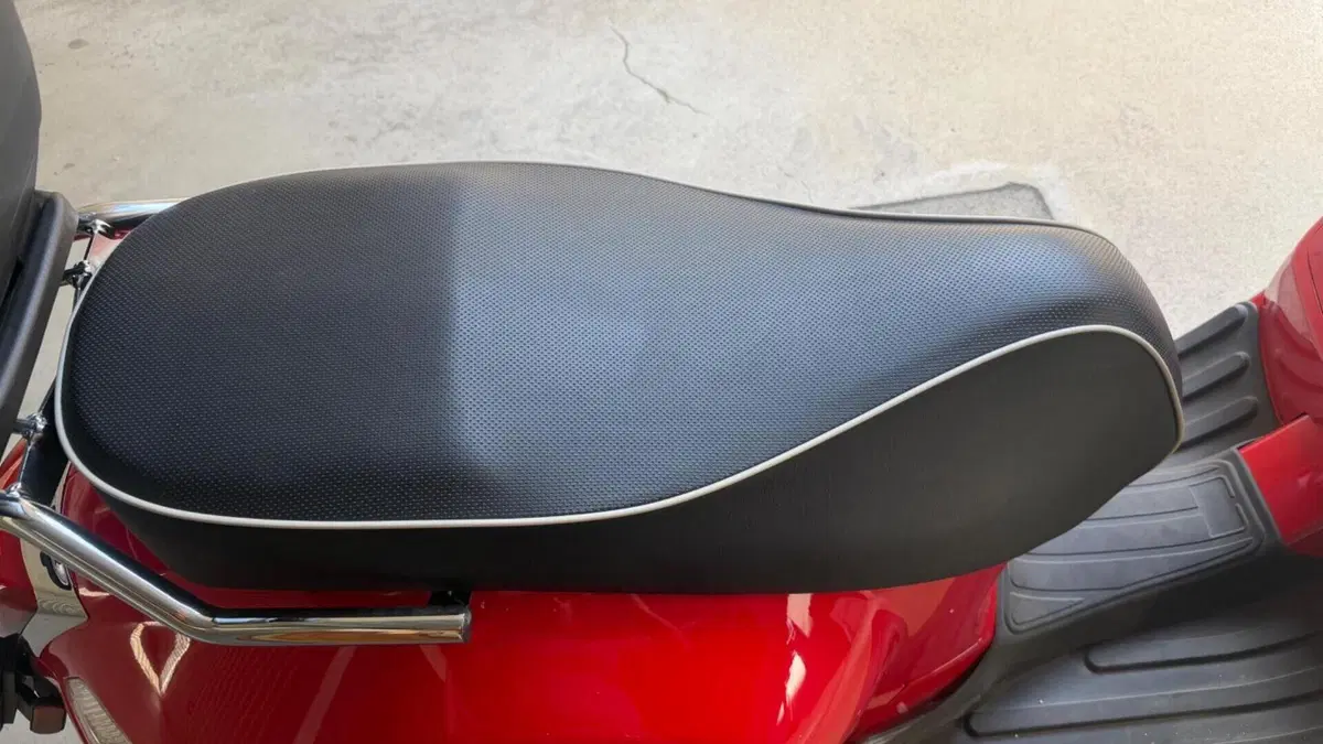 Vespa GTS 300 Super Hpe (2021 - 22)  (8)