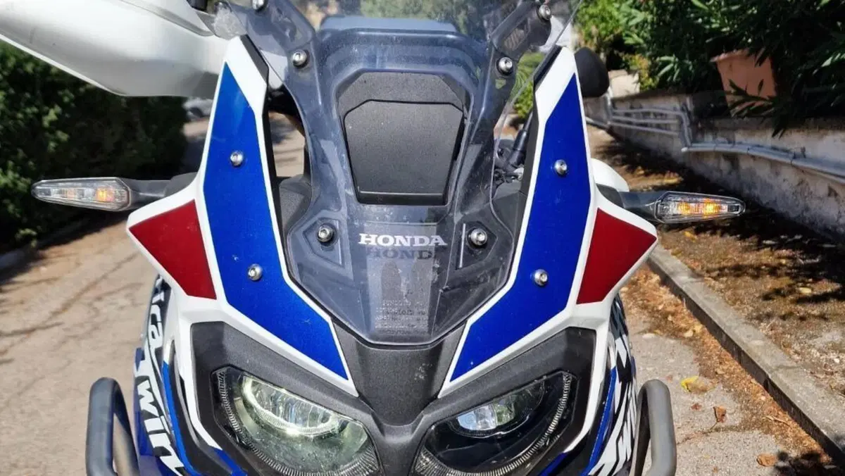 Honda Africa Twin CRF 1000L Adventure Sports DCT Travel Edition (2019)  (2)